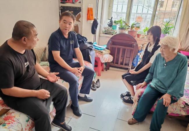 深入家访送温暖 精准帮扶助成长——基础部暑期家访