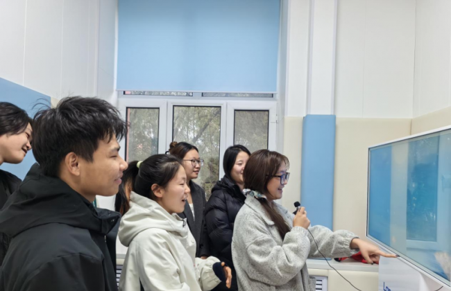 释压探心，共筑健康——学生工作部开展团体沙盘体验活动